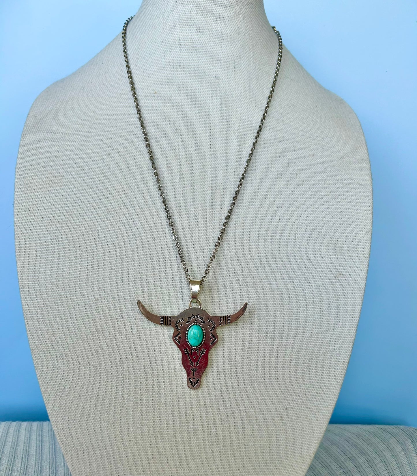 Western bull necklace w/ turquoise stone