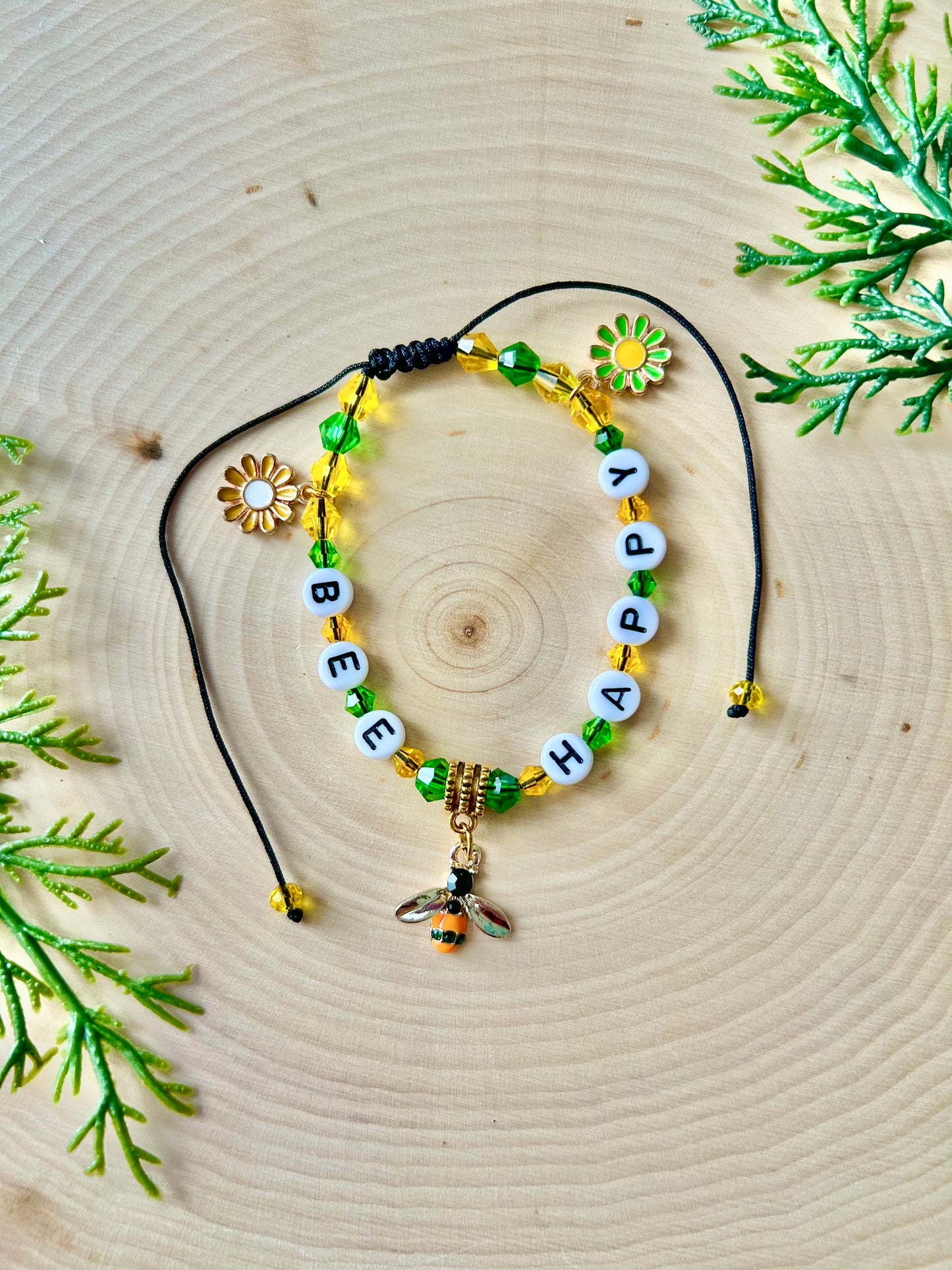 Breeze🐝 1 year collection: bee happy adjustable knotted bracelet w/ bee & flower charms