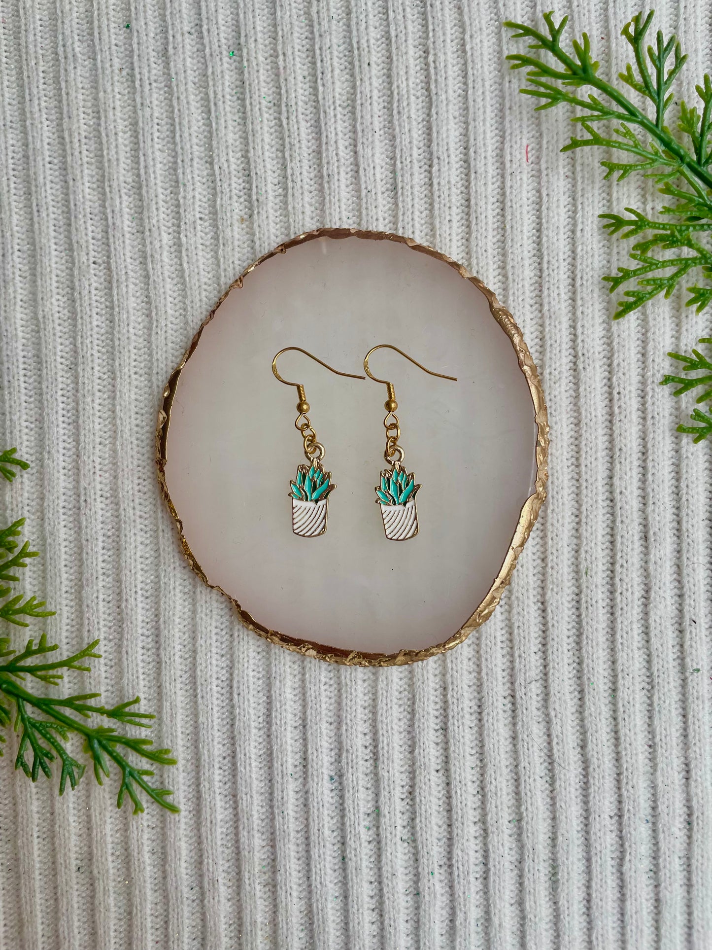 Cactus & succulent earrings 🌵