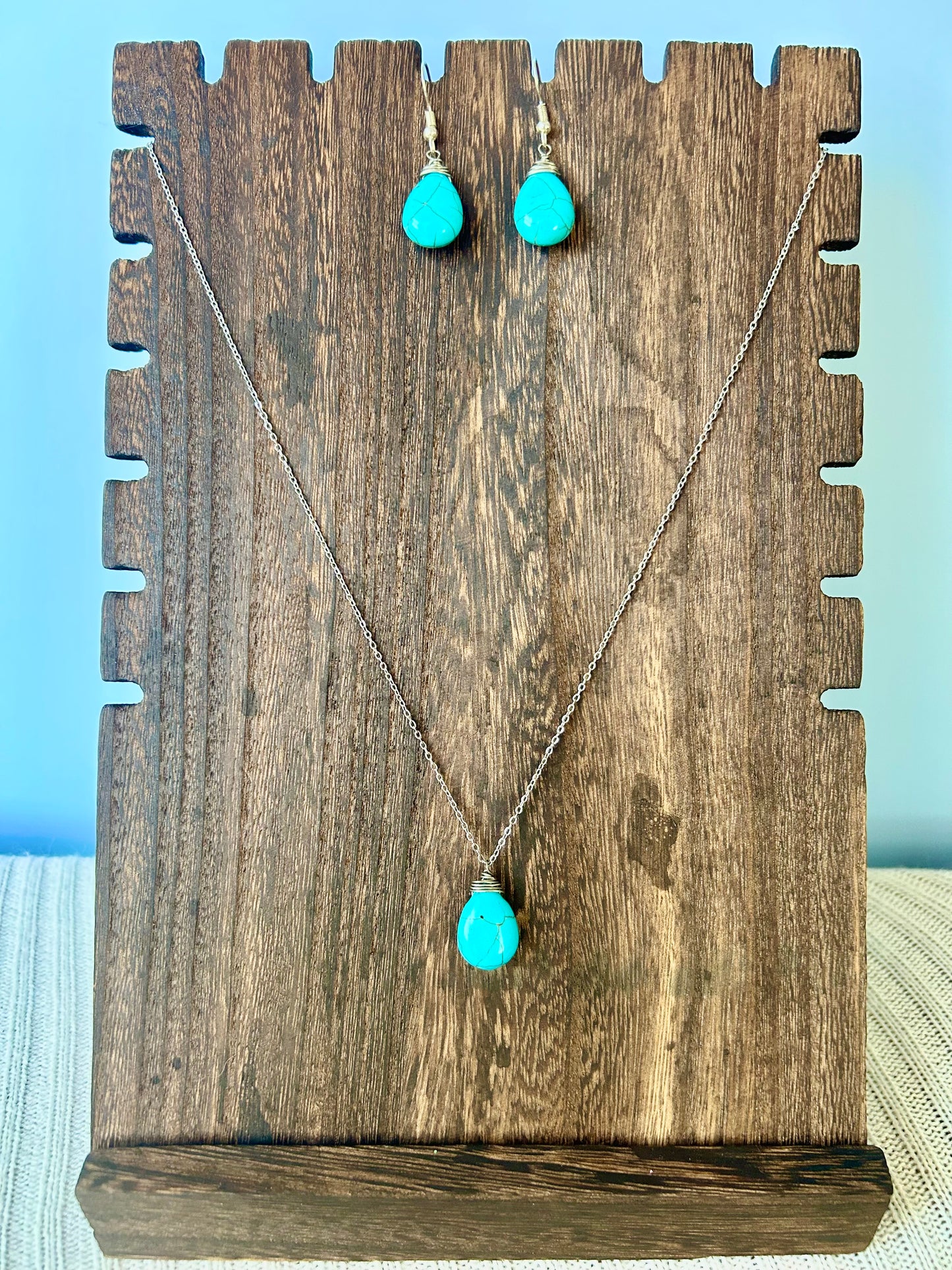 Turquoise tear drop bead dainty necklace & earring set