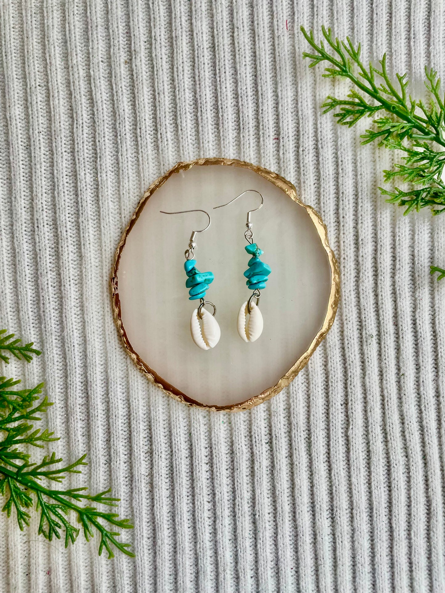 Cowrie shell crystal earrings