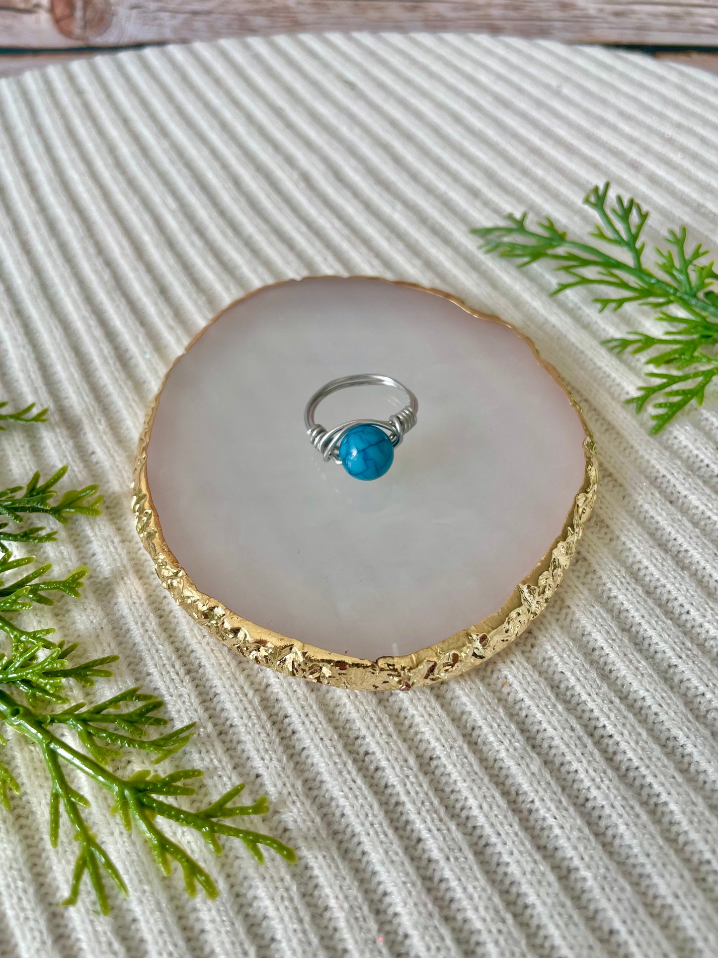 wire ring blue bead size 7