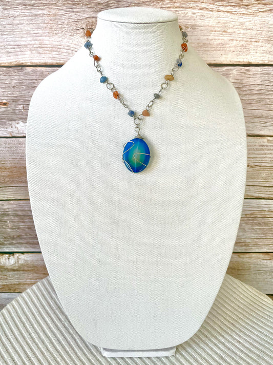 Link necklace w/ blue pendant